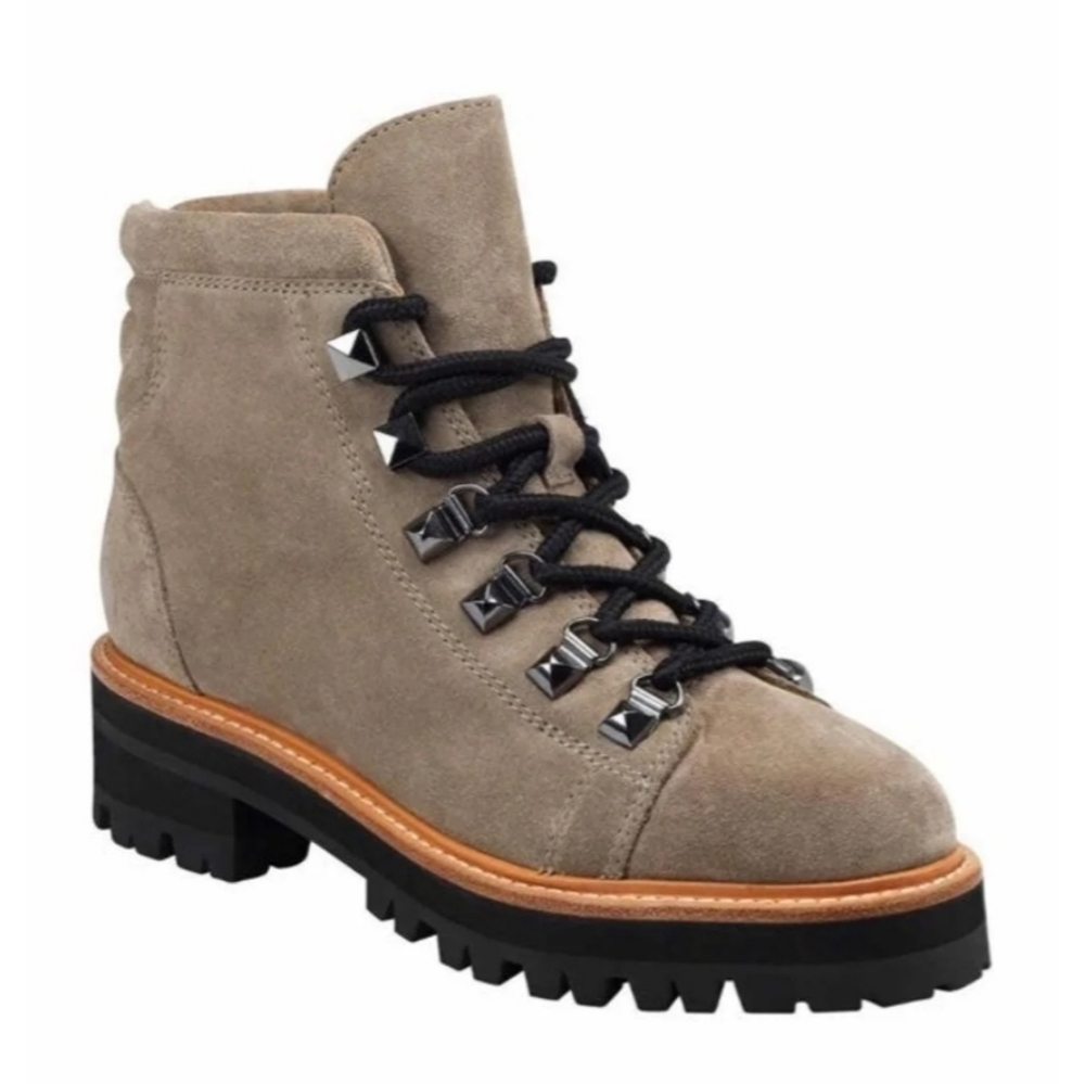 ISO Mark Fisher Issy hiker boots. Size 8